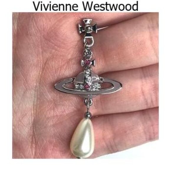 Vivienne Westwood Bas relief pearl necklace - Picture 4 of 5